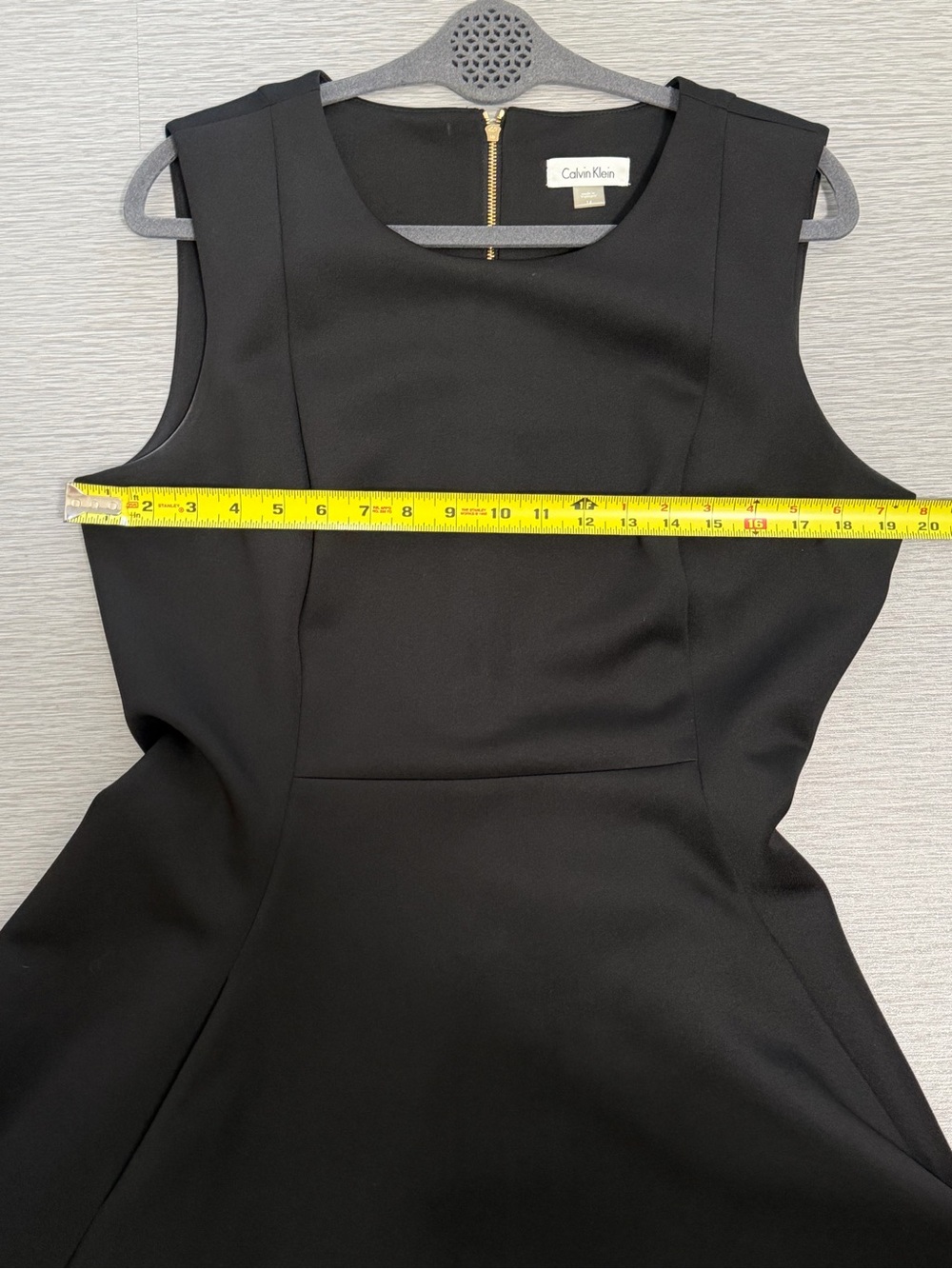 Calvin Klein Black Fit & Flare Sleeveless Dress Gold Zip Back Size 14 - Picture 5 of 12
